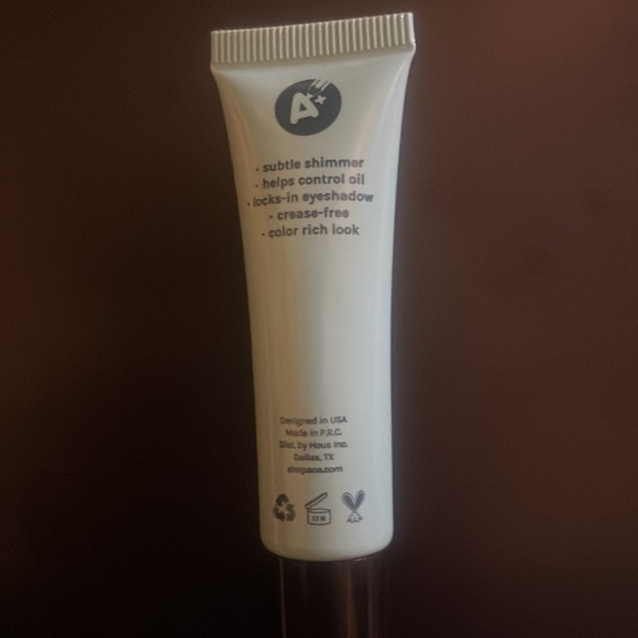 AOA glow base eye primer - Picture 2 of 2